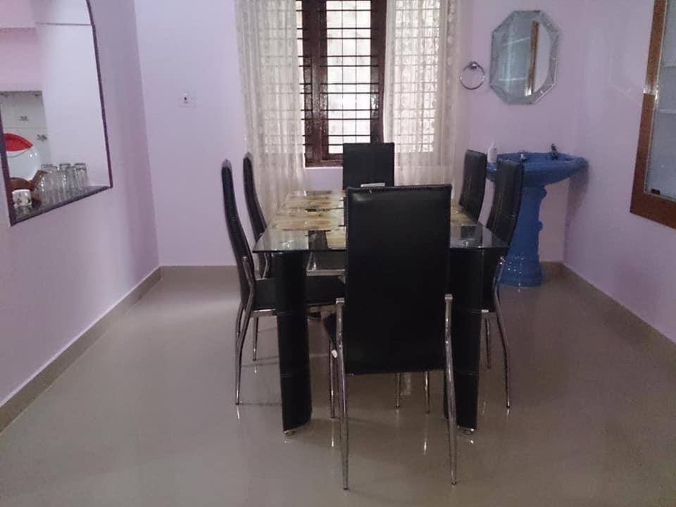 Dhruva Homestay 마디케리 외부 사진